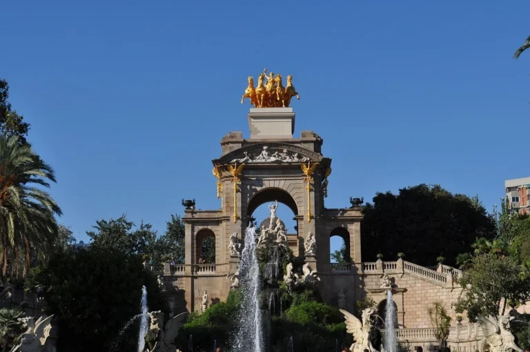 best time to visit barcelona