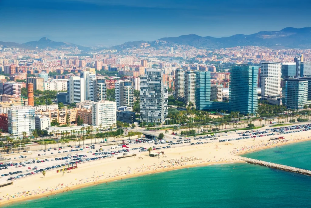 best time to visit barcelona